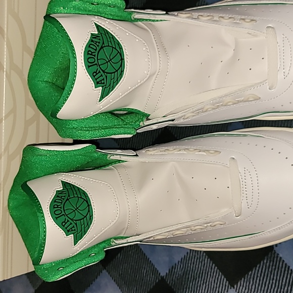 Brand New in BOX. Jordan 2s. Lucky Green . Size 14. Never been worn. - Picture 13 of 14